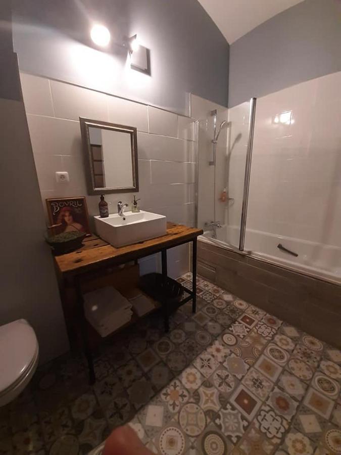 La Grange de la Batone - Bed and Breakfast Messimy-sur-Saone Exterior foto